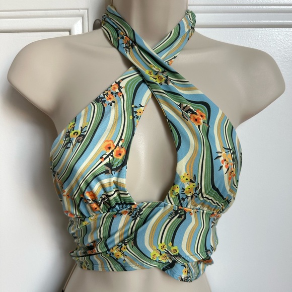Urban Outfitters Out From Under Marble Floral Halter Wrap Top. Size Small - Picture 1 of 8